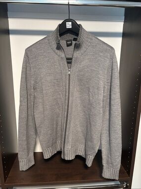Boss Men’s Light Gray Full-Zip Knit Sweater